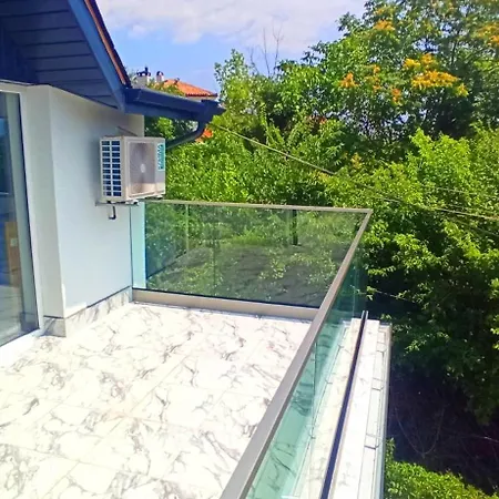 Arode Dionysus - Digital Nomads Coliving Penzion Balčik