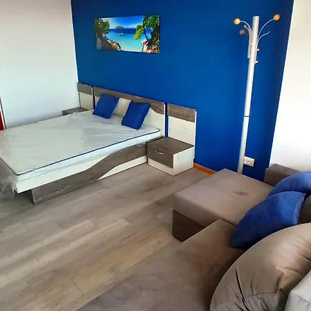 Arode Dionysus - Digital Nomads Coliving בית הארחה