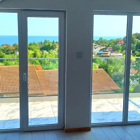 Arode Dionysus - Digital Nomads Coliving * Balčik