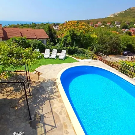 Arode Dionysus - Digital Nomads Coliving * Balčik