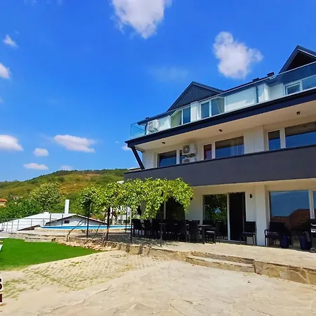 Arode Dionysus - Digital Nomads Coliving Gasthof