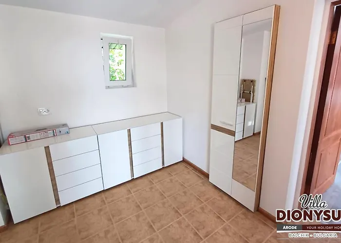 Arode Dionysus - Digital Nomads Coliving * Μπαλτσίκ