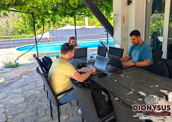 Πανσιόν Arode Dionysus - Digital Nomads Coliving